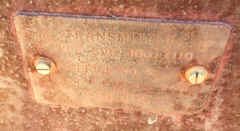 Philips_Tx_SVC100L-110_USN_plate.JPG (2436982 bytes)